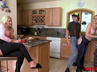 Mylfex - Spoiled Boy Pleases his Hot Mom and Step-Aunt